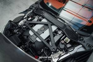 Image 12/25 of Aston Martin DBS Superleggera Volante (2020)