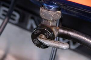 Bild 27/50 von BMW DUMMY (1988)