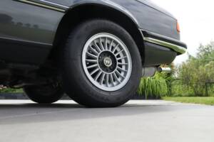Image 25/50 of BMW 323i (1980)