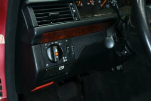 Bild 13/50 von Mercedes-Benz 300 CE-24 (1992)