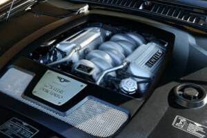 Image 4/50 de Bentley Azure (2008)