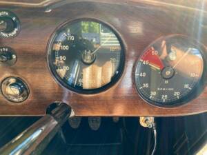 Image 33/50 of Bentley 3 1/2 Litre (1935)