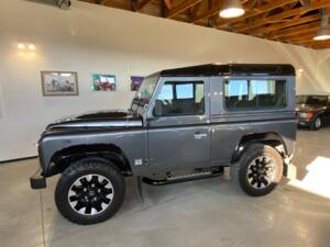 Afbeelding 11/43 van Land Rover Defender 90 Works V8 &quot;70th Edition&quot; (2018)