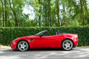 Image 3/50 of Alfa Romeo 8C Spider (2010)