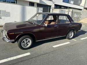 Image 3/8 of Datsun 1600 SSS (1970)