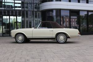 Imagen 47/50 de Mercedes-Benz 230 SL (1965)