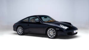 Image 3/35 de Porsche 911 Carrera 4 (2001)