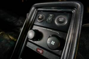 Image 30/38 of Porsche 911 Carrera 3.2 (1986)
