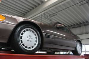 Imagen 8/50 de Mercedes-Benz 300 SL (1993)