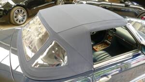 Image 11/22 de Mercedes-Benz 300 SL (1989)