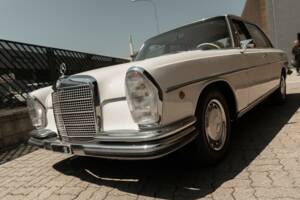 Image 4/34 of Mercedes-Benz 300 SEL 3.5 (1971)