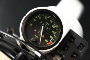 Bild 24/34 von BMW DUMMY (1987)