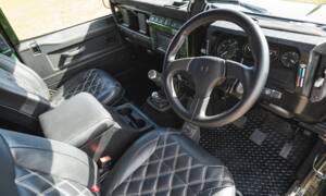 Bild 4/50 von Land Rover Defender 110 (2005)