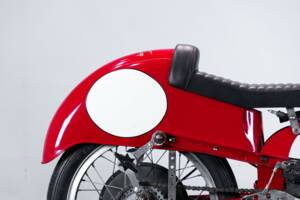 Image 27/50 of Moto Guzzi DUMMY (1948)