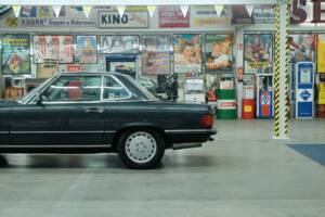 Image 6/50 de Mercedes-Benz 560 SL (1988)