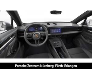 Imagen 11/16 de Porsche Macan 4 (2025)