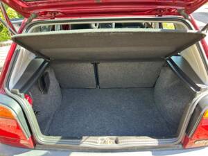 Imagen 14/18 de Volkswagen Golf III 1.6 (1996)