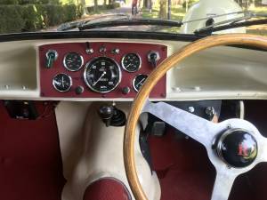 Image 11/21 of Rochdale GT (1960)