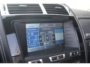 Image 24/27 de Jaguar XKR-S (2012)