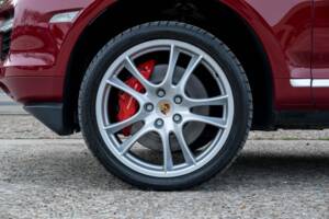 Image 16/45 of Porsche Cayenne Turbo (2009)