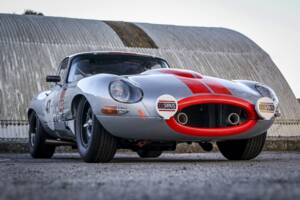 Immagine 15/50 di Jaguar E-Type 3.8 (1962)
