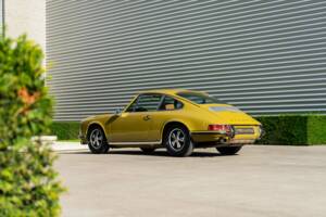 Bild 36/41 von Porsche 911 2.0 E (1969)