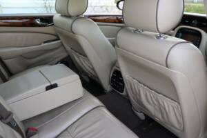 Imagen 19/50 de Jaguar XJ 8 4.2 (2006)