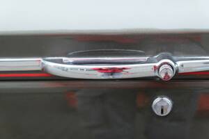 Image 16/48 of Bentley T 1 (1967)