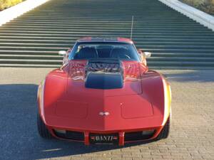 Image 9/24 of Chevrolet Corvette Stingray (1976)