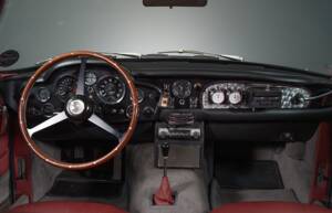 Bild 25/36 von Aston Martin DB 6 Vantage (1966)
