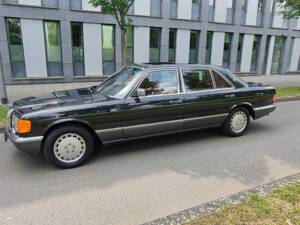Bild 2/34 von Mercedes-Benz 420 SEL (1989)