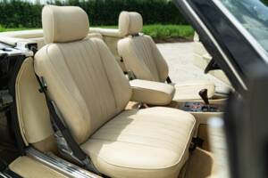 Imagen 36/50 de Mercedes-Benz 300 SL (1986)