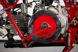 Immagine 35/50 di Moto Guzzi Astore (1952)