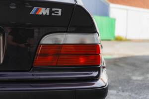 Image 13/80 of BMW M3 (1994)