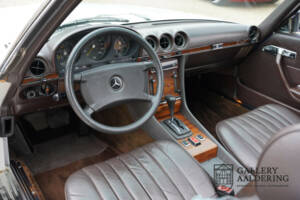 Afbeelding 13/50 van Mercedes-Benz 280 SL (1981)