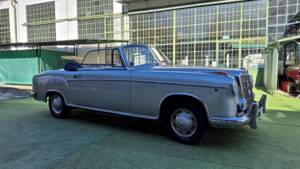 Image 8/61 de Mercedes-Benz 220 S Cabriolet (1957)