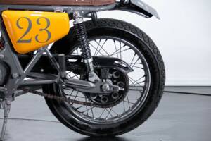 Image 33/50 of Honda CB 750 Custom (1974)