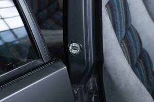 Image 45/50 of Lancia Delta HF Integrale (1988)