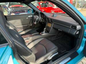 Bild 19/25 von Porsche 911 Carrera (2010)