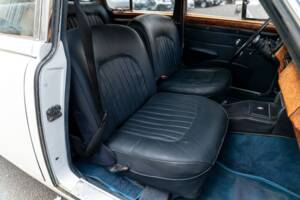 Image 8/15 de Jaguar Mk II 3.4 (1964)