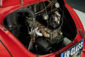 Bild 19/19 von Renault 4 CV Décapotable (1951)