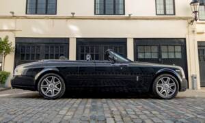 Image 3/34 of Rolls-Royce Phantom DHC (2008)