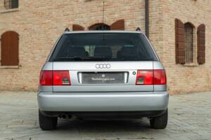 Bild 8/50 von Audi A6 Avant 2.0 quattro (1995)