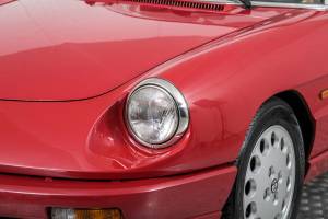 Bild 23/50 von Alfa Romeo 2.0 Spider (1992)