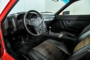 Afbeelding 11/50 van Porsche 924 S (1986)
