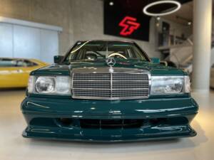 Image 2/27 of Mercedes-Benz 190 E 2.5-16 (1989)