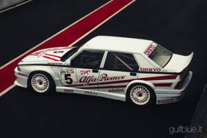 Imagen 81/81 de Alfa Romeo 75 1.8 Turbo (1990)