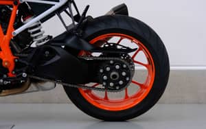 Image 53/83 of KTM 1290 Super Duke R (2018)