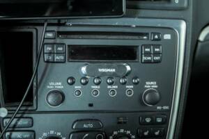 Image 25/36 of Volvo V70 D5 (2008)