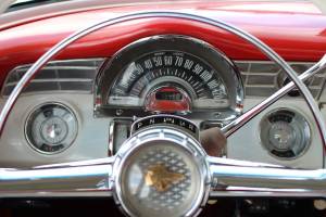 Image 24/37 of Pontiac Chieftain (1956)